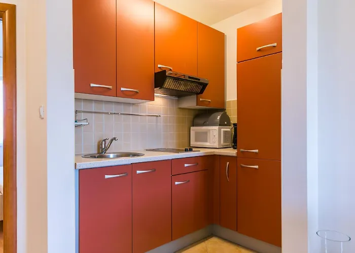 Fucane - Ella - Mpolo