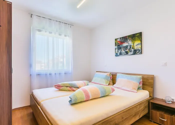 Fucane - Ella - Mpolo Apartament