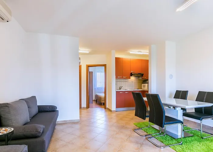 Apartament Fucane - Ella - Mpolo