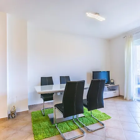 Fucane - Ella - Mpolo Apartamento Medulin